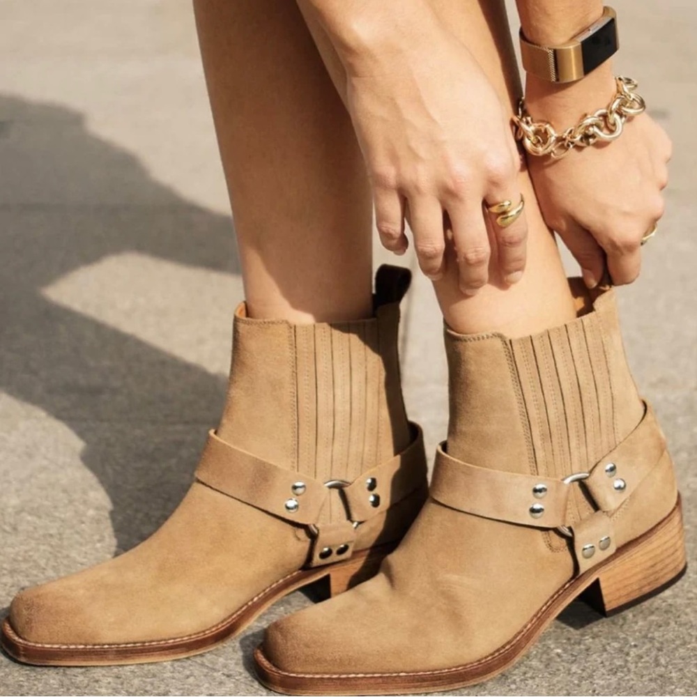 Anthropologie Toral Rider Cavalry short suede Boots chelsea Harness Size 39/8.5